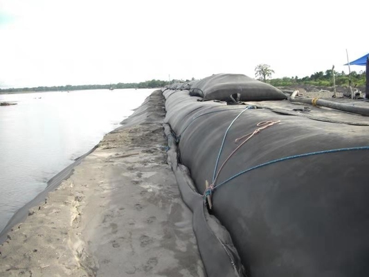 Lichte C12.6L25 Uitstekende UV-bestandheid Geotextiel ontwateringsbuizen voor ontwatering