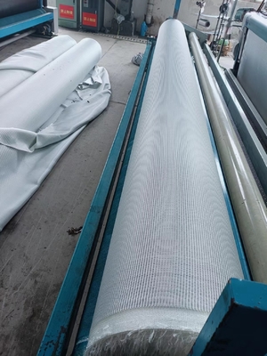 Sterkte Geweven Geotextiel Stof 50m-100m Lengte 5.2m Breedte CBR Puncture Sterkte ≥12KN Perfect voor bouwprojecten