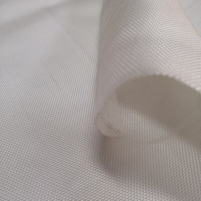 Breedte 5,2 m Hoog treksterkteproduct met 10 procent verlenging geschikt voor zware lasten en mechanische toepassingen