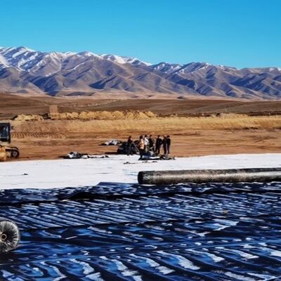 HDPE/LDPE/EVA HDPE Geomembrane Liner With Waterproof And Aging Resistance For Dam And Pond Lining