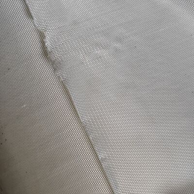 200 kN/m Ultra-hoge sterkte PET Geweven Geotextile Stof Voor Zwakke Fundamenten Verbetering