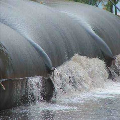 Pp Geweven Geotextile Ontwaterende Buizen Zwarte Lucht Gebluste Opnieuw te gebruiken Ontwaterende Zakken