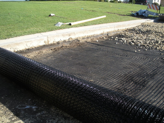 Geogrid van glasvezel bedekt met polymeer voor Biaxial Warp-toepassingen in rollen van 50-100 m